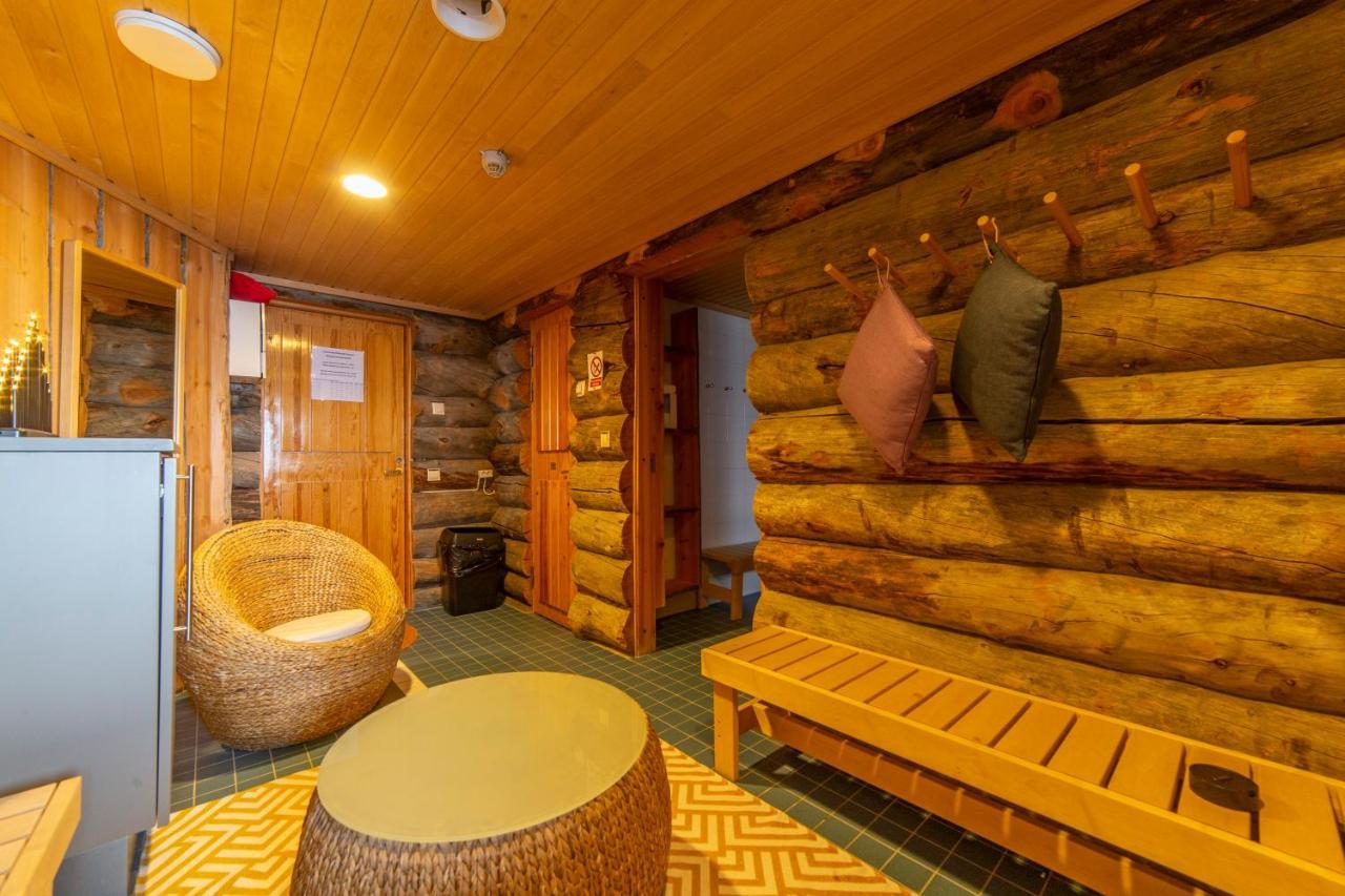Kuukkeli Log Teerenpesae Guest house