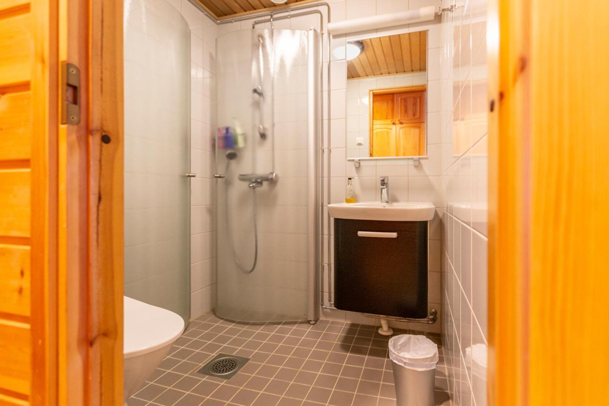 Kuukkeli Log Teerenpesae 4* Saariselkä