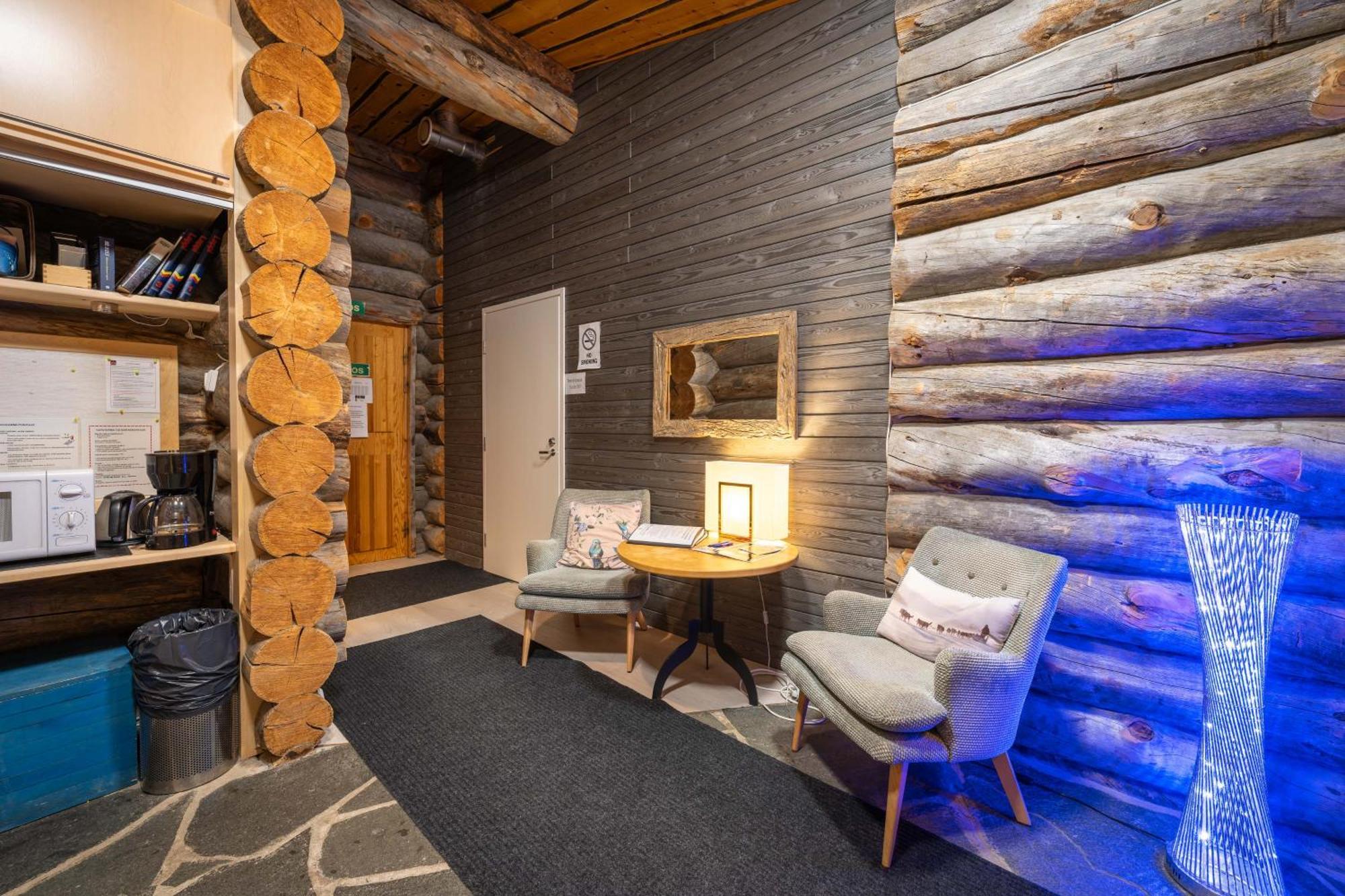 Kuukkeli Log Teerenpesae Гостевой дом 4*